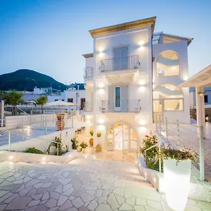 Odysseus 3*, Città di Lipari Italia